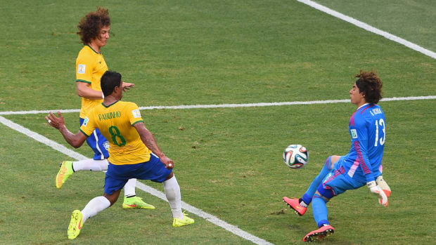 Guillermo Ochoa Brazil Save